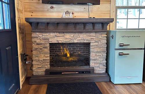 Town of Hope Cabin | River Life Cabin Rentals: A