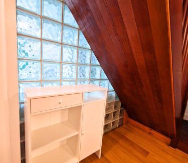 Temple Bar Apartment | River Liffey Apartment in Temple Bar