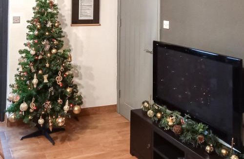 Pentre House | River Lodge Annexe