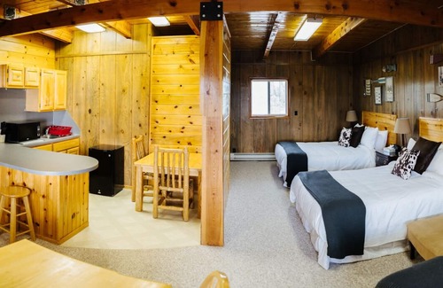 Last Chance Cabin | River Lodge