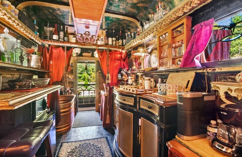 Highlands House | River Love π Tiny Adventure *HighlandsnCullasaja River Gorgensame day bookings