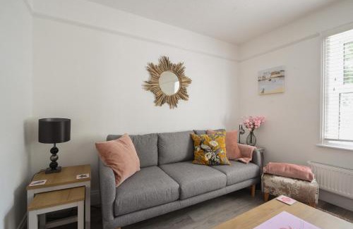Lyme Regis House | River Lym Cottage