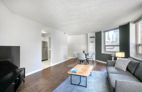Rush and Division Apartment | River N 1BR w Gym WD nr Magnificent Mile CHI-162