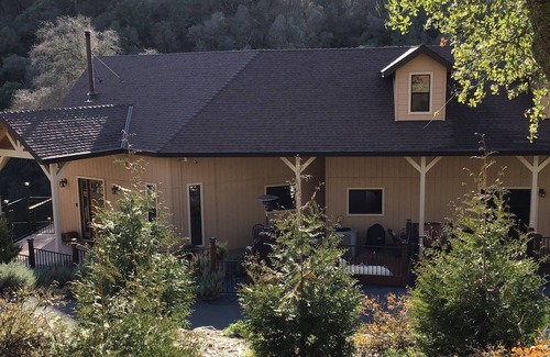 Auburn Apartment | River Nest