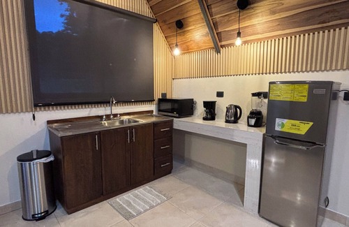 La Fortuna Cabin | River Paradise Cabin with Private Jacuzzi