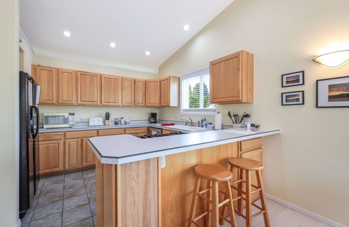 Hood River House | River Ranch, Close to DT Hood River!