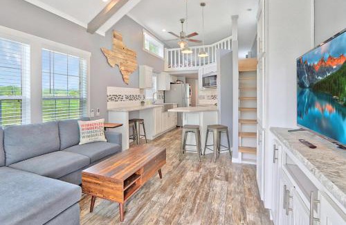 San Marcos House | River Rapids Hideaway