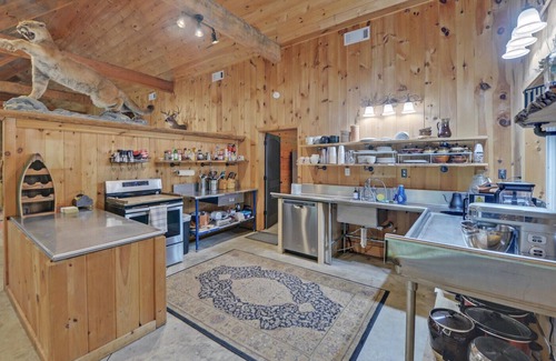 Bowman Cabin | River Retreat for the entire family and more