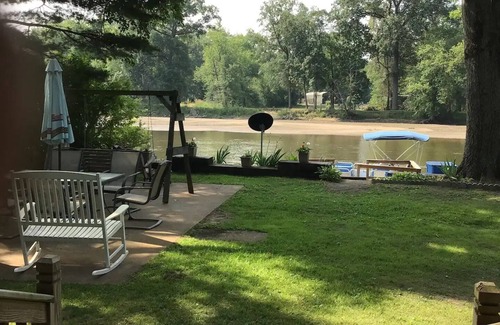 Thayer House | River retreat in Momence, IL. with river access. There is a private dock onsite.