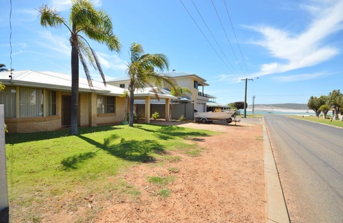Kalbarri House | River Retreat - Kalbarri, WA