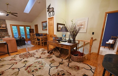 Blairsville House | River Retreat-Nottely River, Blairsville GA, Onsite fishing
