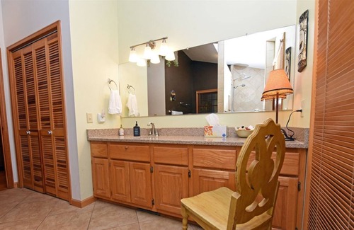 Blairsville House | River Retreat-Nottely River, Blairsville GA, Onsite fishing