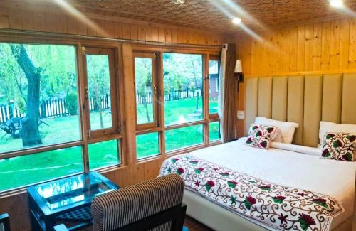 Pahalgam Resort | River Retreat Resort