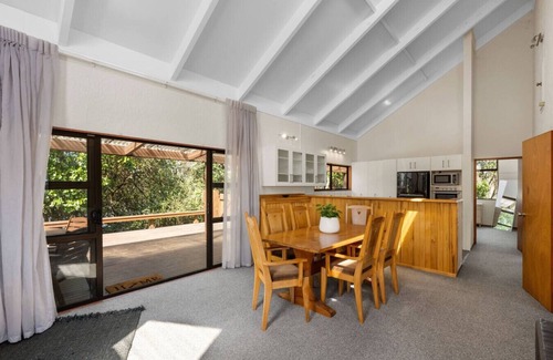 Turangi House | River Retreat, spa, pets, Wi-Fi