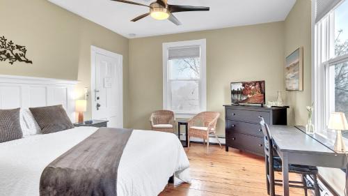Martins River House | River Ridge Lodge
