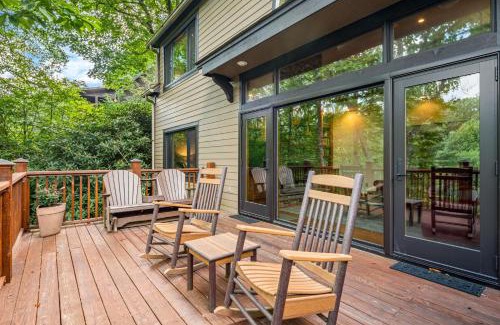 Sapphire House | River Ridge Retreat