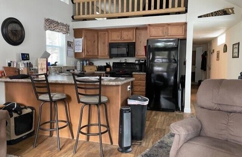 Garden Valley Cabin | River, River, River! Pet Friendly, Sleeps 5