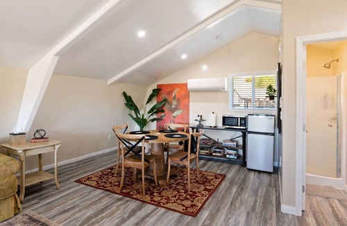 Templeton House | River Road Retreat! Hot Tub + Barndominium