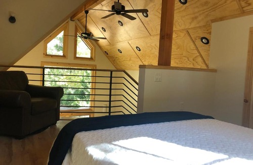 Idyllwild House | River Rock Retreat