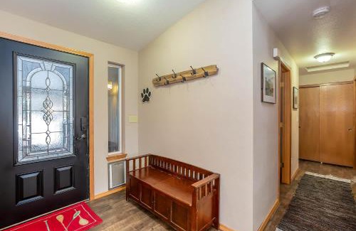 Three Rivers House | River Run Getaway Private Dock Pet Friendly Kayaks