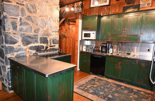 Eagle Rock Cabin | River's Bend Cabin Offers Solitude and Play on the Upper James River