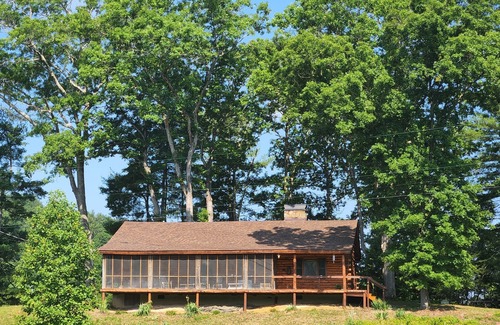 Eagle Rock Cabin | River's Bend Cabin Offers Solitude and Play on the Upper James River