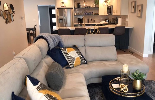 Port Byron House | River's Edge II - Quad Cities