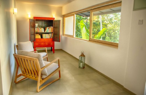 Kochchikade Villa | River side boutique villa - 5 min from the beach!