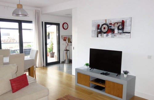 Seixal Apartment | * River Terraces * Superb residence in the south bay of Lisbon, on the banks of the Tagus River