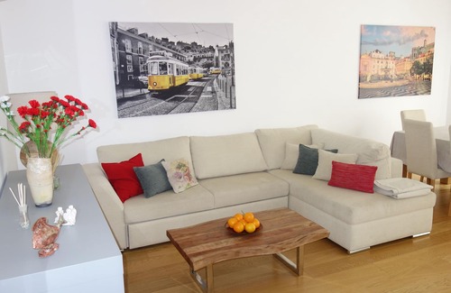 Seixal Apartment | * River Terraces * Superb residence in the south bay of Lisbon, on the banks of the Tagus River