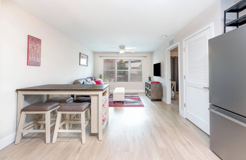 Tuscaloosa Condo | River Tide: A Luxurious Riverfront Retreat Just Minutes from Bryant Denny Stadium