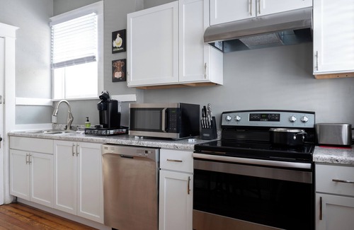Cape Girardeau Apartment | River Town Retreat near SEMO