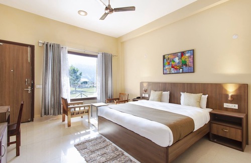 Jakh Hotel | River Valley Resort