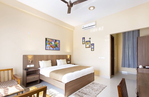 Jakh Hotel | River Valley Resort