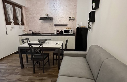 Borgatella Apartment | River View Apartment Gold