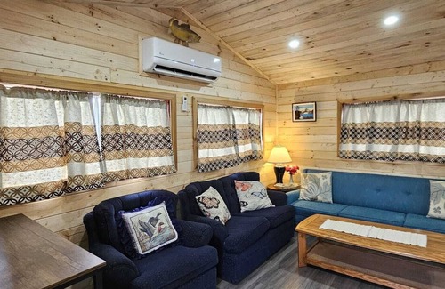 Hastings Cottage | River View 2 Bedroom Cottage 7
