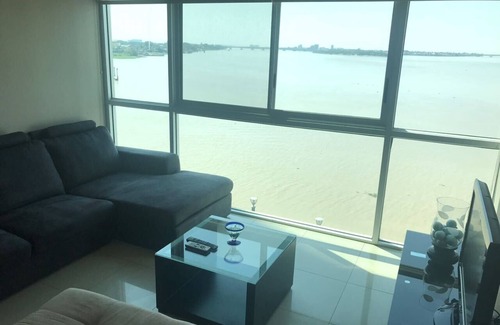 Las Penas Apartment | River view apartment Puerto Santa Ana