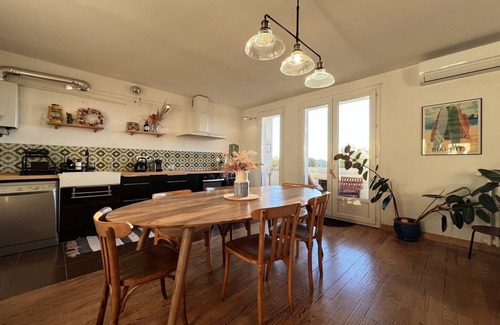 Croix de Pierre Apartment | River-view apartment in Toulouse