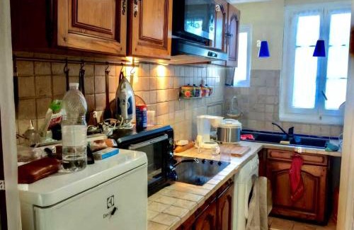 Bang Phong Phang Apartment | River View Bangkok Apartment