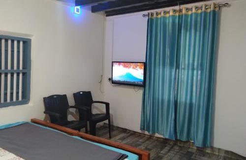 Vythiri House | River view cottage