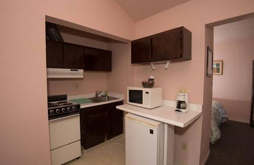 Northwood Hotel | River View Garden Resort