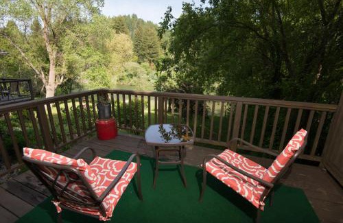 Northwood Hotel | River View Garden Resort