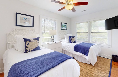 Hanahan House | River-view house close to attractions with pool, firepit, washer/dryer, & grill
