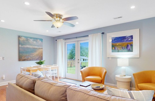 Hanahan House | River-view house close to attractions with pool, firepit, washer/dryer, & grill