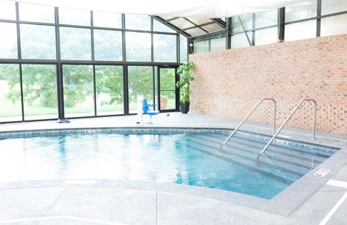 Le Claire Apartment | River View Lodge