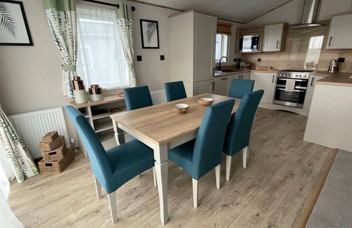 Rye Harbour Apartment | River View - Overlooking the river