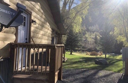 Lake City Cabin | River View - Ox Yoke #5 - Great Family Cabin Along the Lake Fork of the Gunnison River