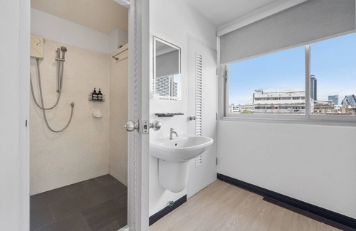 Talat Noi Hotel | River View Residence