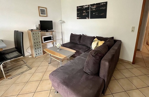 Reil Apartment | River View Retreat in Reil