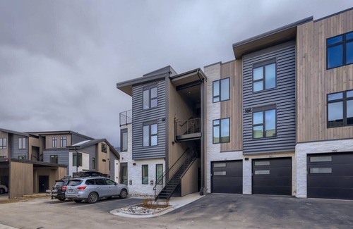 Silverthorne Condo | River View Retreat | Small family getaway!